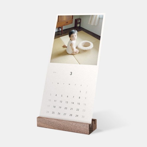 カレンダーの色は12色から選べる