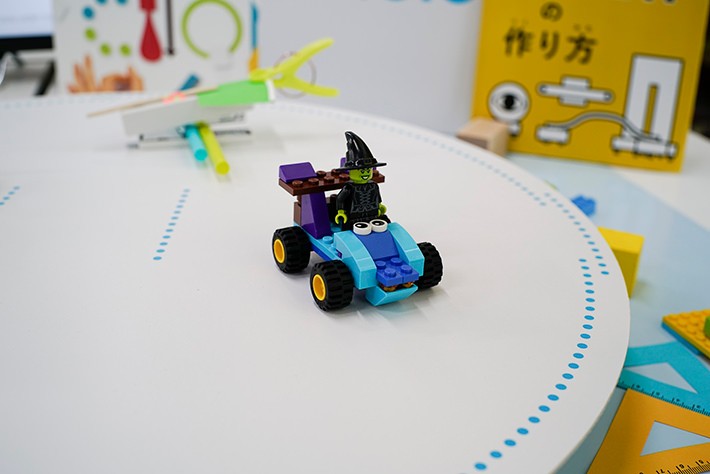 おもちゃの楽しみを「拡張する」おもちゃが「toio™」