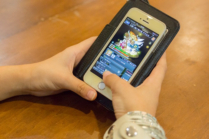 ゲームをやっているスマホの画面