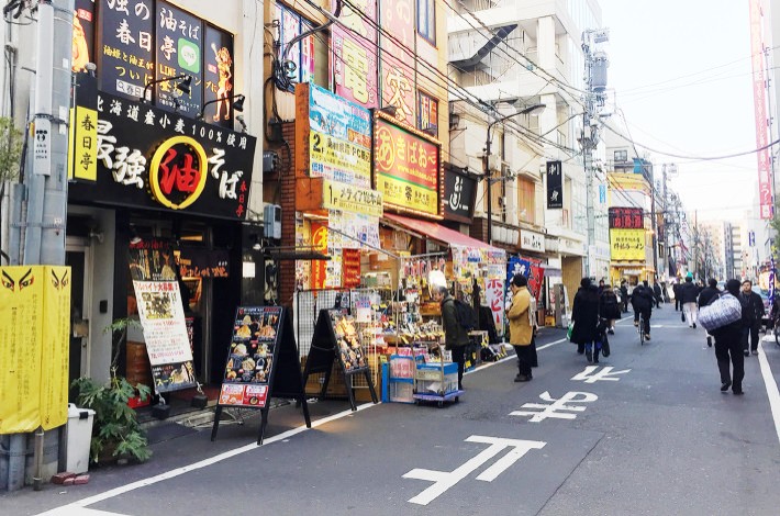 白黒テレビをネットに繋いで、Netflixで映画を観たら感動した