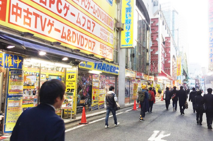 白黒テレビをネットに繋いで、Netflixで映画を観たら感動した