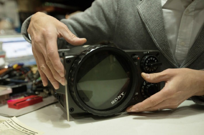 白黒テレビをネットに繋いで、Netflixで映画を観たら感動した