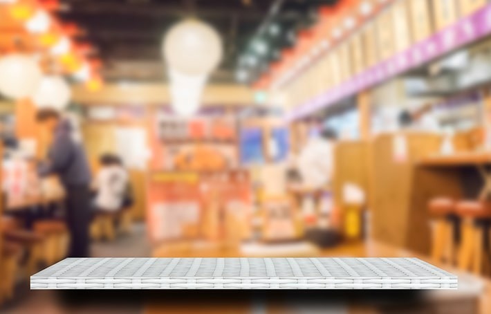 zoomのバーチャル背景を居酒屋に