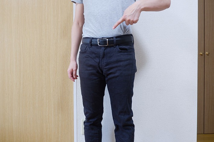 「WELT」をつけている様子