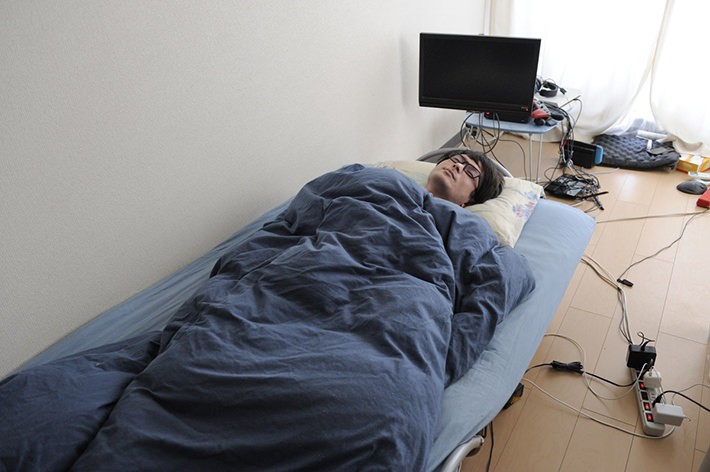 ベッドから出ないモーニングルーティン