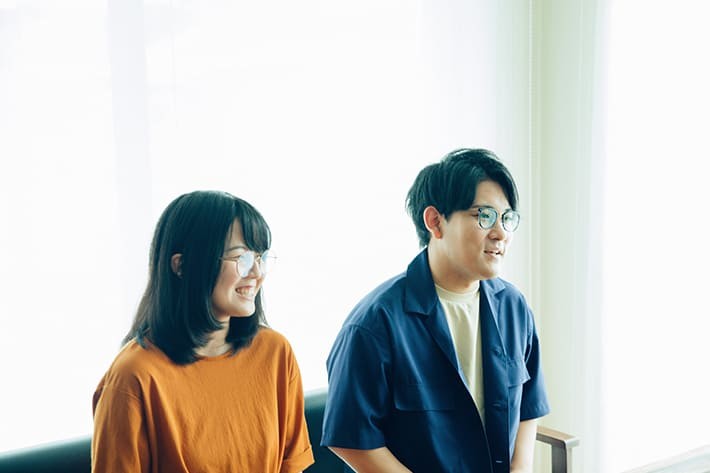 窓掃除ロボット「HOBOT」なつめさんちのお二人