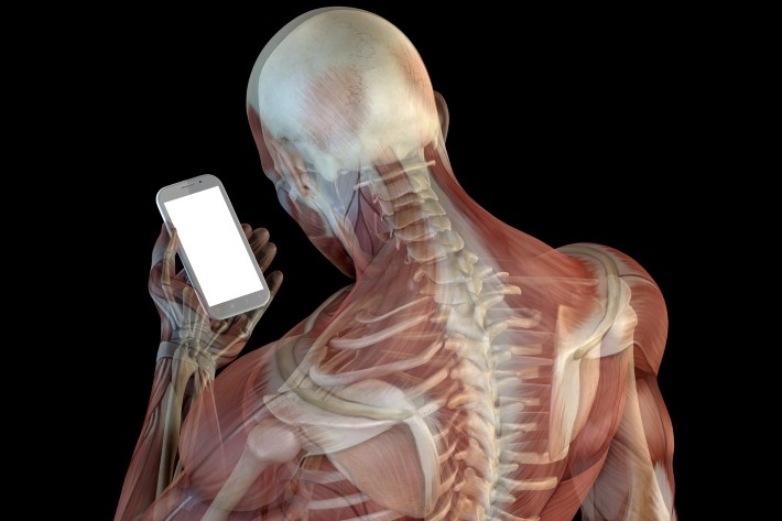 原因はスマホ首?