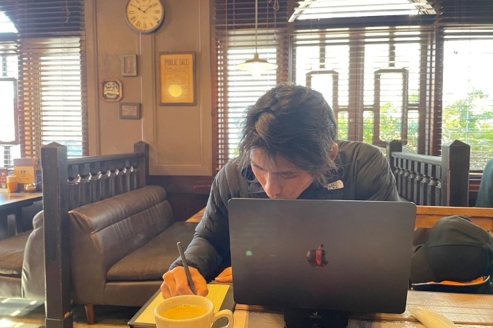 多拠点を続けるポイントは、まずは固定費を限りなく削減すること。