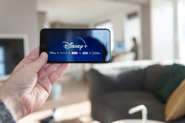 僅か4年で世界的な動画配信サービスになったディズニープラスの秘密に迫る!