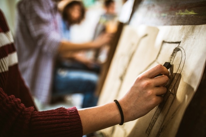 アートの経歴を持っていたダイソン氏