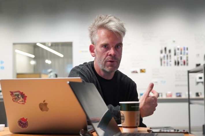 大学を一週間で辞めて起業。