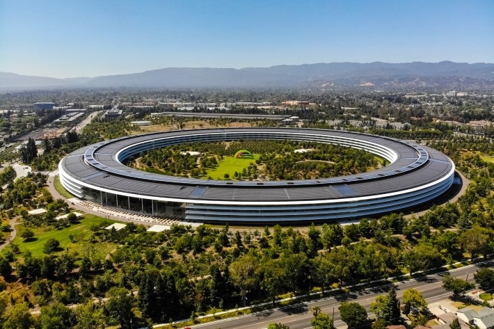 iOS 17の登場は、ユーザーにとって新たな可能性を開く一歩となる