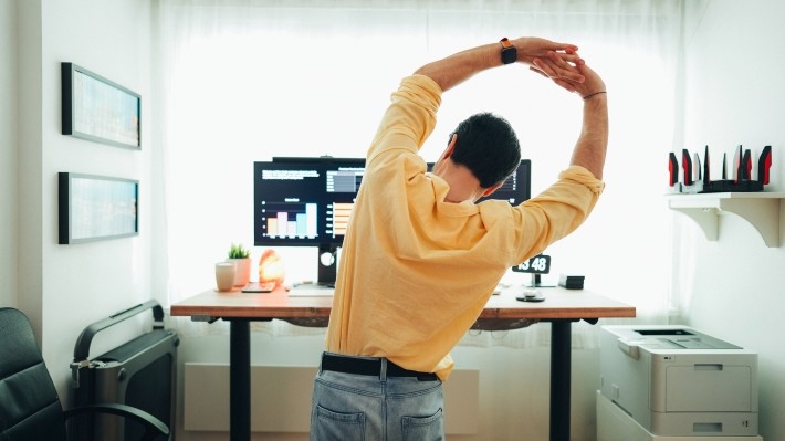 長時間座って過ごす方への解決策はありますか?