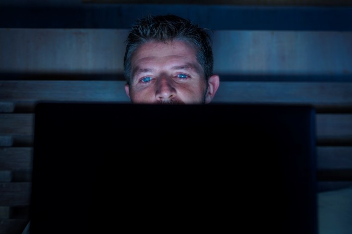 フェイクポルノと個人のプライバシー侵害