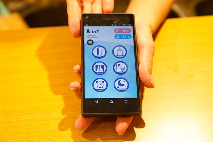 鍵の代わりにスマホを渡される!