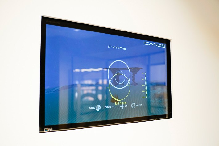 VR連動型フィットネスマシン「ICAROS(イカロス)」