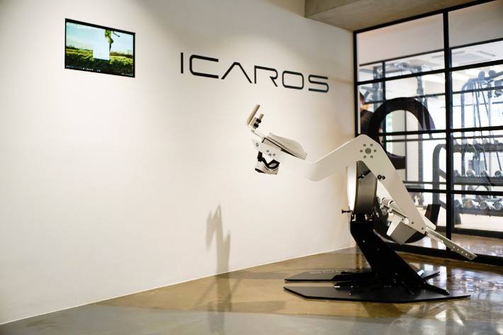 VR連動型フィットネスマシン「ICAROS(イカロス)」