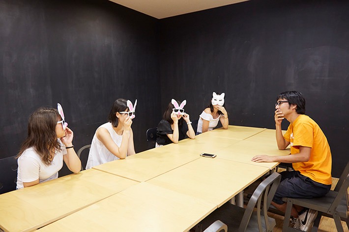 プライバシーのために顔と名前は隠しています！　インスタグラムにはアップしてるのにね！