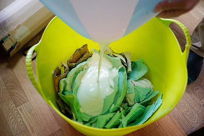 型に流し込んで、