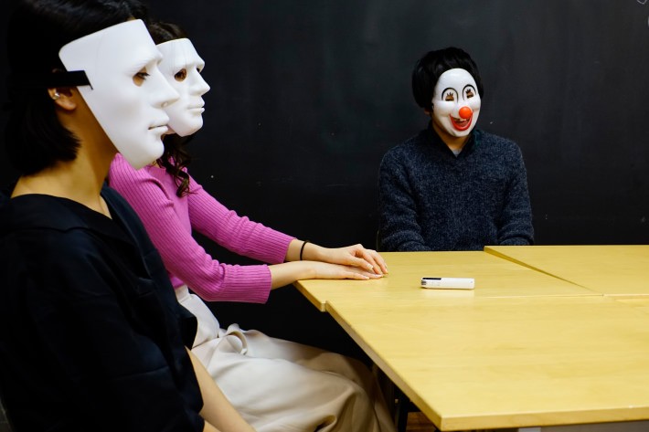 生配信をしているという皆さん。