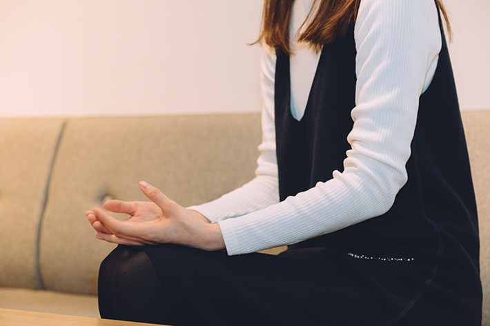 「焚き火の音だと、どこか遠い感じがする」