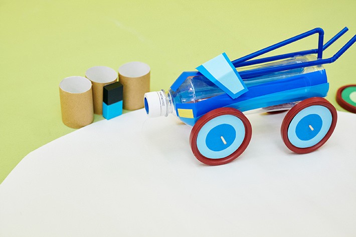 MESHをコース上に配置してレーススタート!