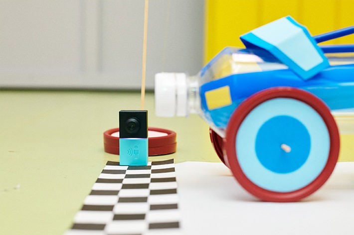 MESHをコース上に配置してレーススタート!