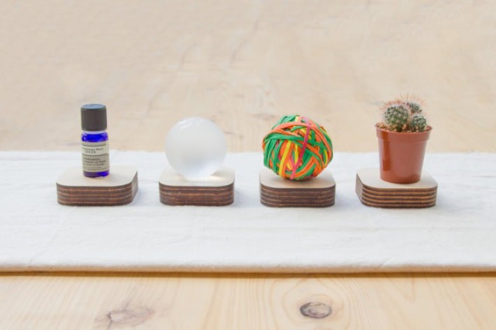 レポート用紙が無くなるとお知らせしてくれるケース