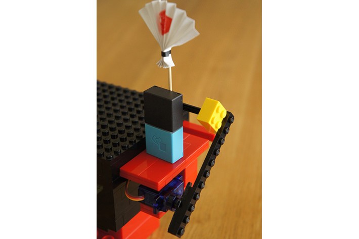 自動で的が起き上がる! MESH射的