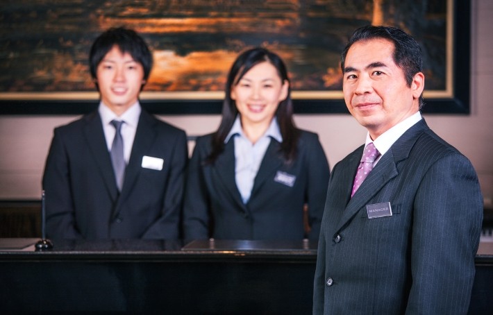 ホテルのホームページから直接予約する