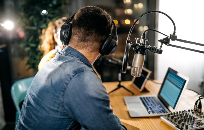 ポッドキャストで配信するメリット