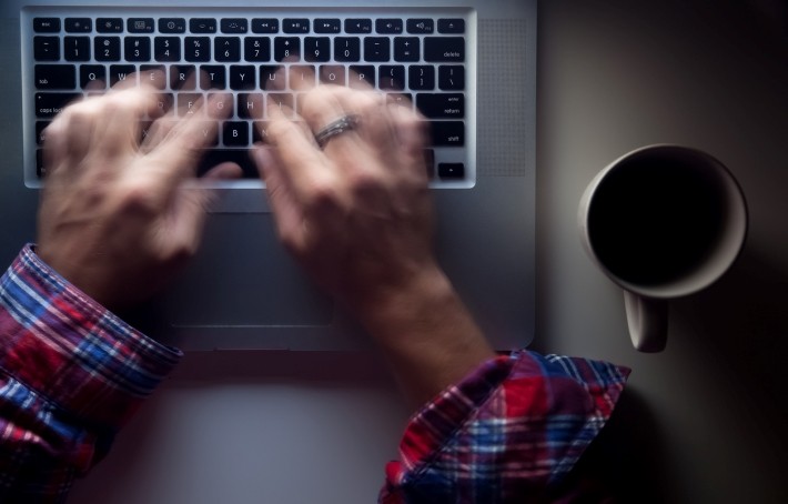 プロバイダーと契約して初めてアクセス回線が使えるようになる