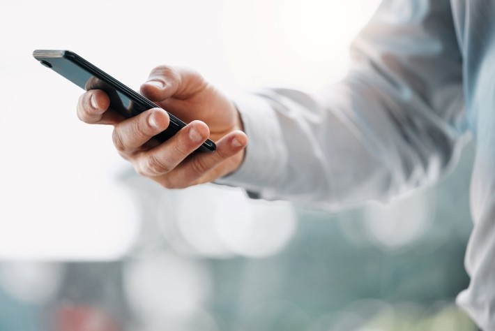 ボリュームボタンおよび電源ボタン