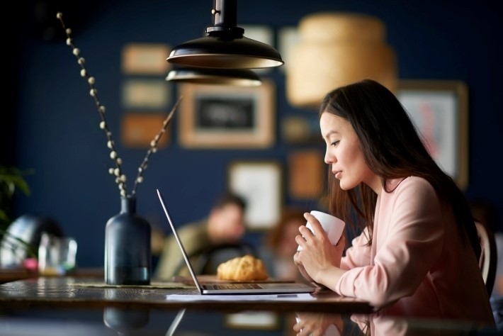 ノマドワーカー