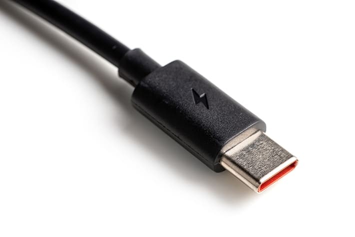USB Type-Cと形状が同じなThunderbolt