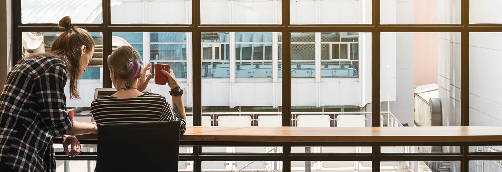 コワーキングスペースって何?知っているようで知らないその実態