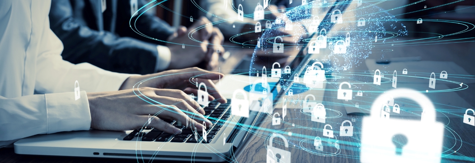 政府、サイバー攻撃に先手 法整備へ