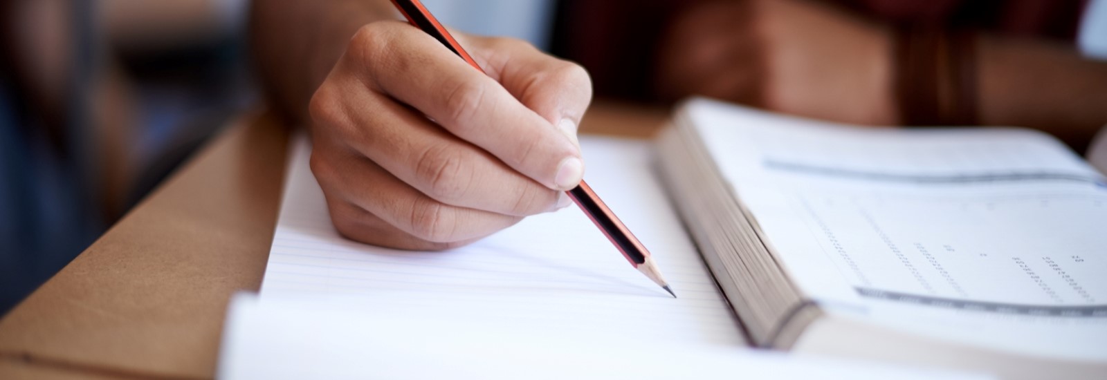 学生に人気のスタディプラス(Studyplus)とは?できることや、注意点を解説