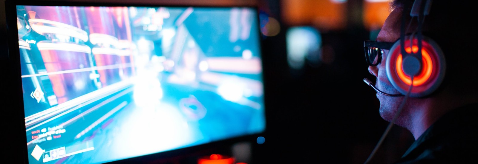 最短30日で収益化もできる!?PS4経由でTwitchライブ配信を行うには