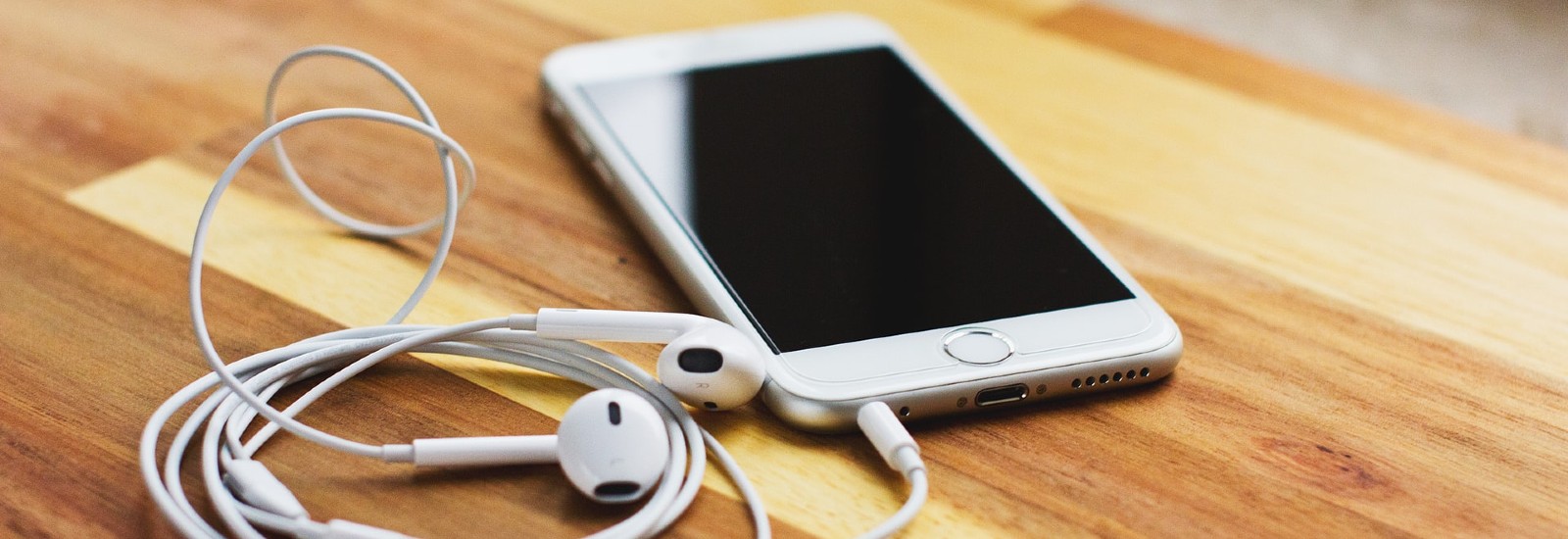 日常シーンに音楽を!Spotifyのプレイリストを使いこなす方法は?