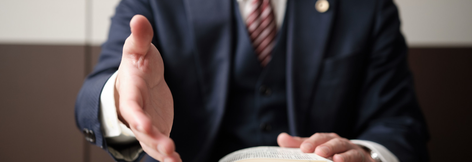 低コストで弁護士に相談できる方法とは?ネットを使って様々なトラブルを事前に解決