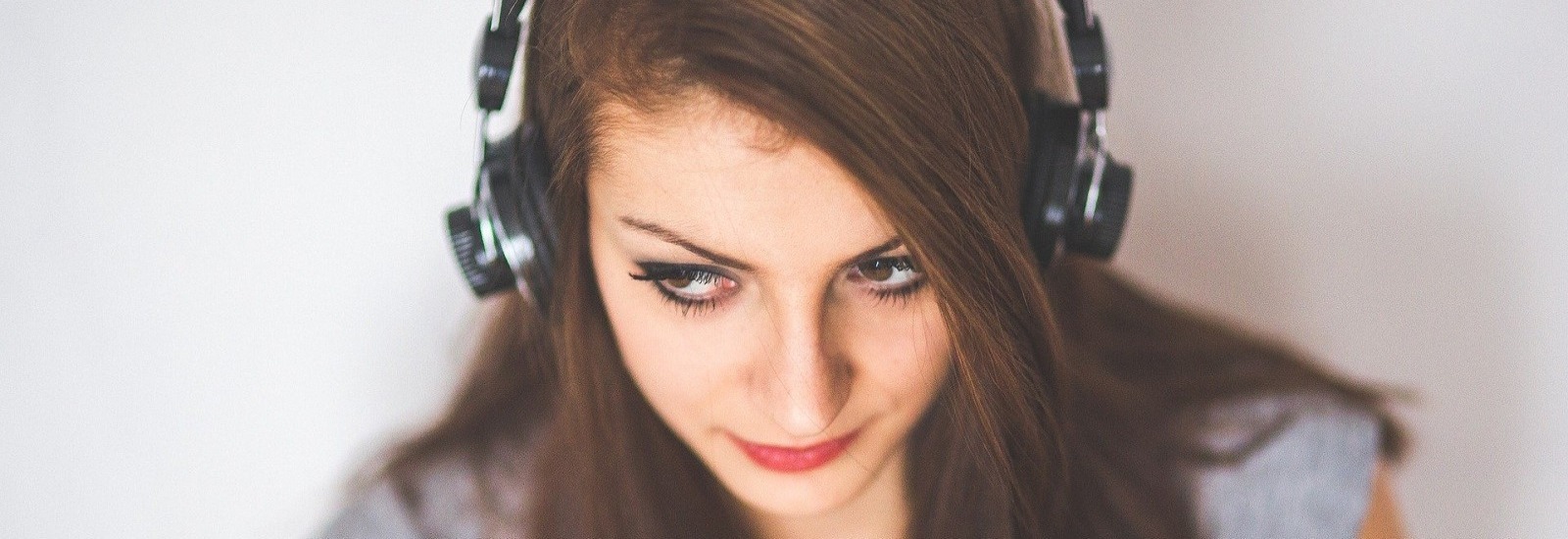 アニメ好きにおすすめ!ANiUTaの特徴と各プランの登録を解説